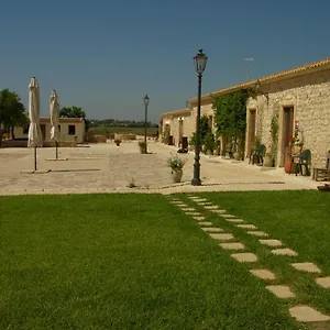 agriturismo-masseria-sul-mare.sicilyhotelsitaly.net/